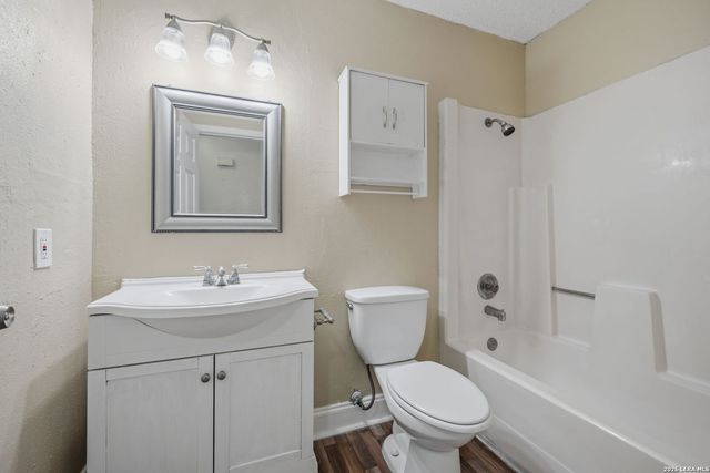 3614 CANDLERIDGE DR, San Antonio, TX 78244