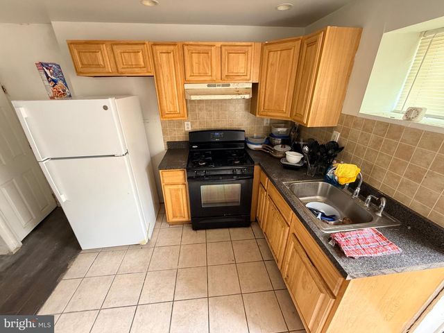 2241 SIGEL ST, Philadelphia, PA 19145