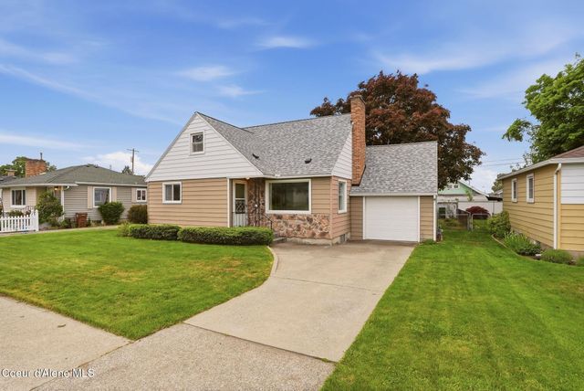 624 E Courtland Ave, Spokane, WA 99207