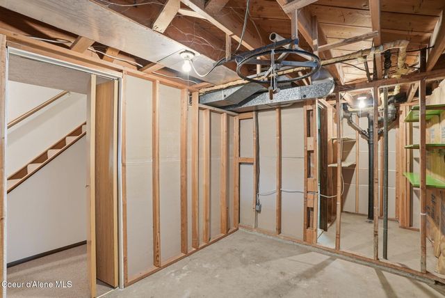 624 E Courtland Ave, Spokane, WA 99207