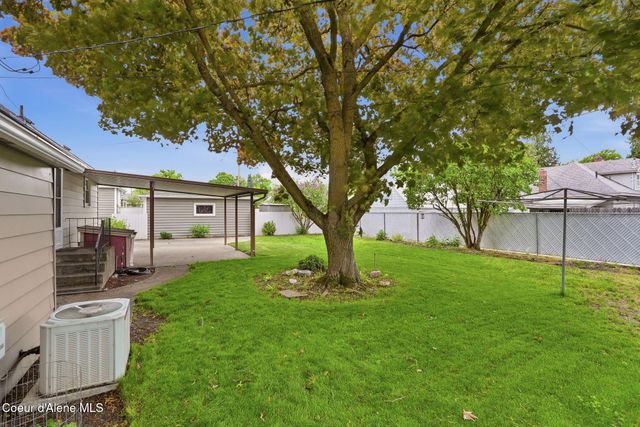 624 E Courtland Ave, Spokane, WA 99207