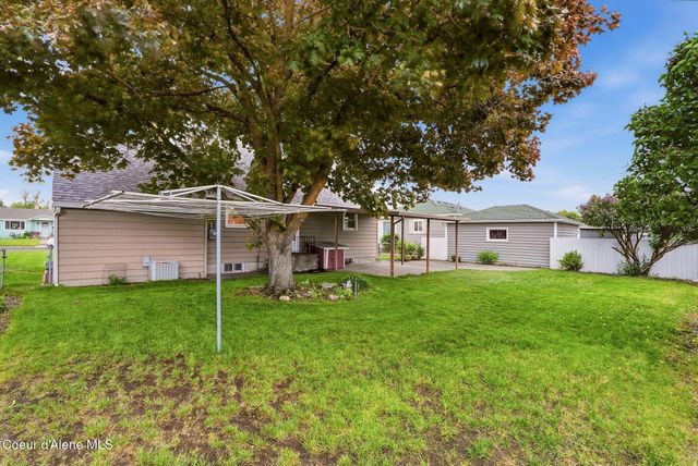 624 E Courtland Ave, Spokane, WA 99207