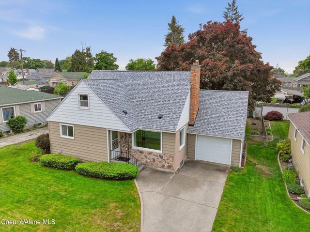 624 E Courtland Ave, Spokane, WA 99207