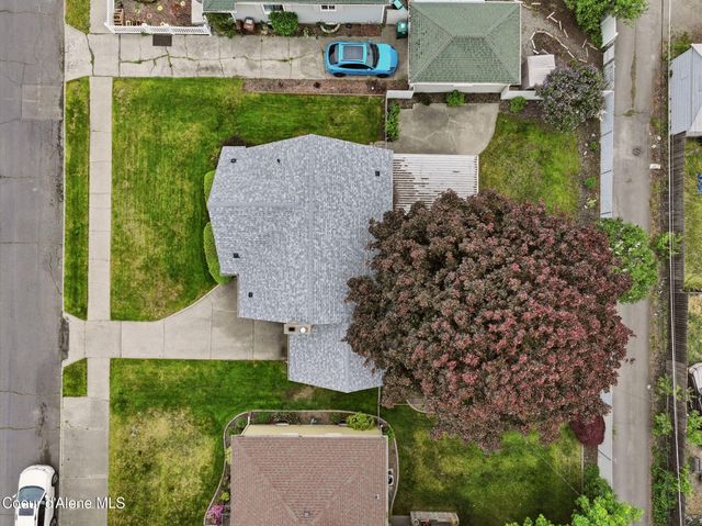 624 E Courtland Ave, Spokane, WA 99207