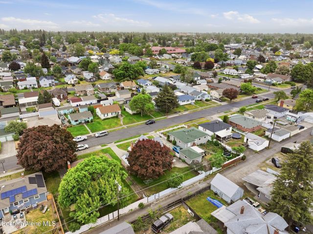 624 E Courtland Ave, Spokane, WA 99207