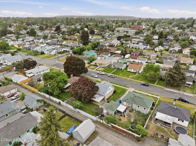 624 E Courtland Ave, Spokane, WA 99207