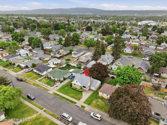 624 E Courtland Ave, Spokane, WA 99207