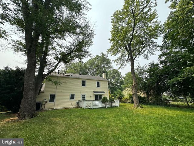 13524 ELLENDALE DR, Chantilly, VA 20151