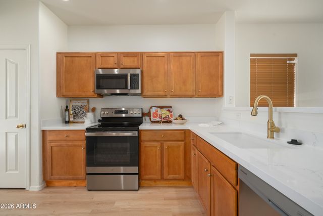 11560 W KINDERMAN Drive, Avondale, AZ 85323