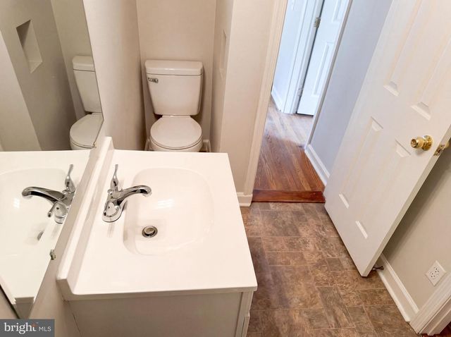 420 MANASSAS AVE, Front Royal, VA 22630