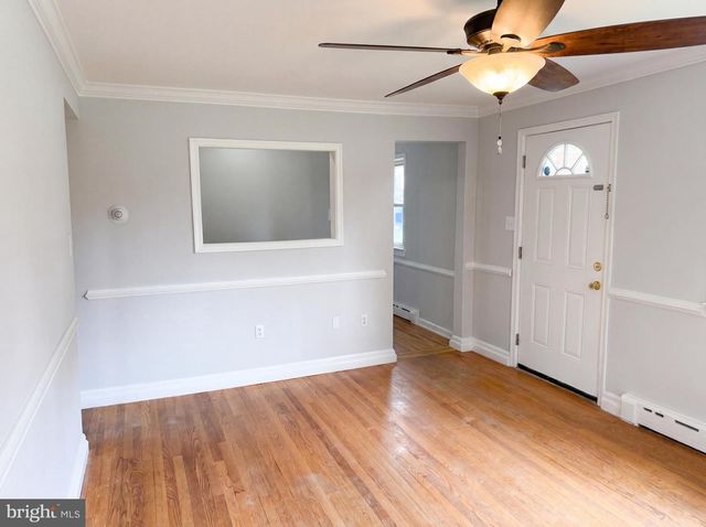420 MANASSAS AVE, Front Royal, VA 22630