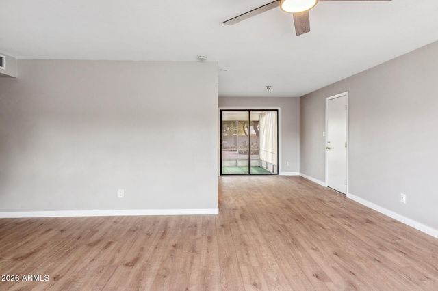 11643 S IROQUOIS Drive, Phoenix, AZ 85044