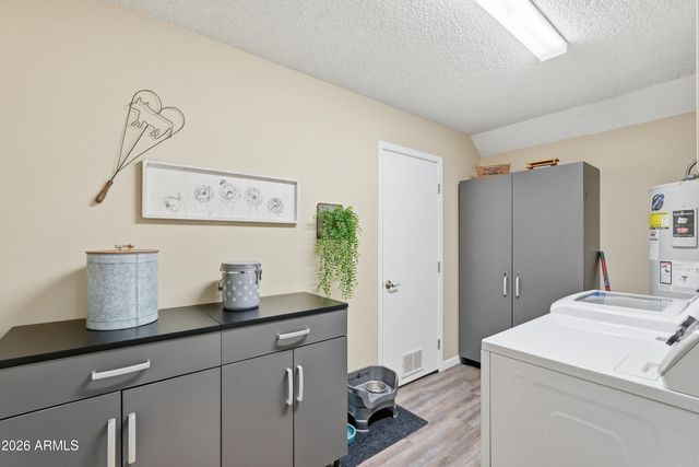14227 N NEWCASTLE Drive, Sun City, AZ 85351