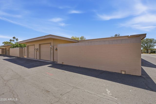 14227 N NEWCASTLE Drive, Sun City, AZ 85351