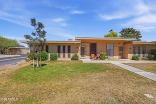 14227 N NEWCASTLE Drive, Sun City, AZ 85351