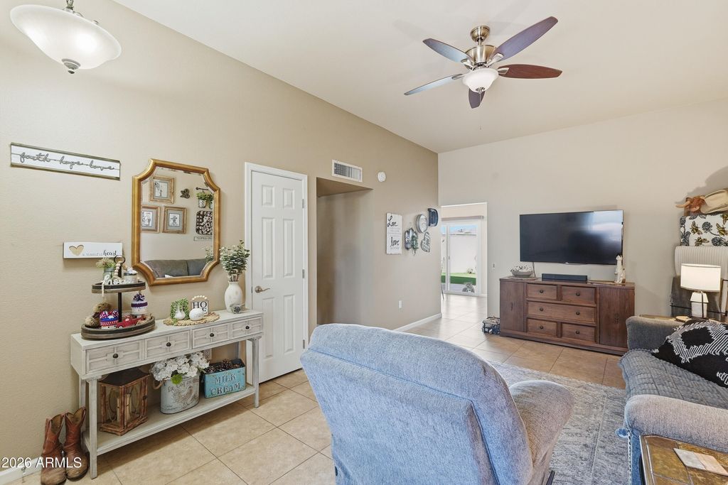14227 N NEWCASTLE Drive, Sun City, AZ 85351 — photo 4