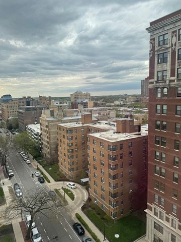 4980 N Marine Drive 1433, Chicago, IL 60640