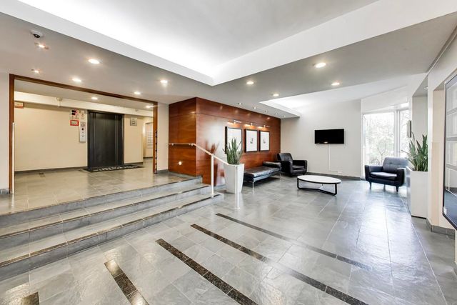 4980 N Marine Drive 1433, Chicago, IL 60640