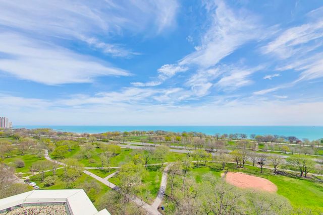 4980 N Marine Drive 1433, Chicago, IL 60640