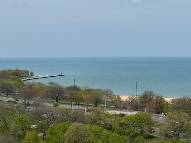 4980 N Marine Drive 1433, Chicago, IL 60640