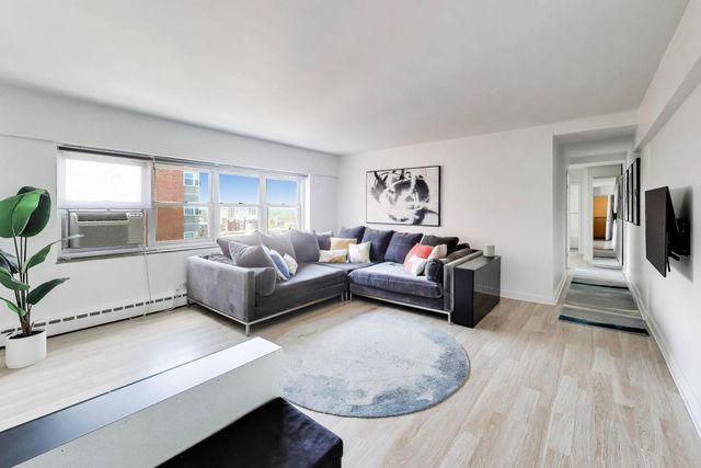 4980 N Marine Drive 1433, Chicago, IL 60640