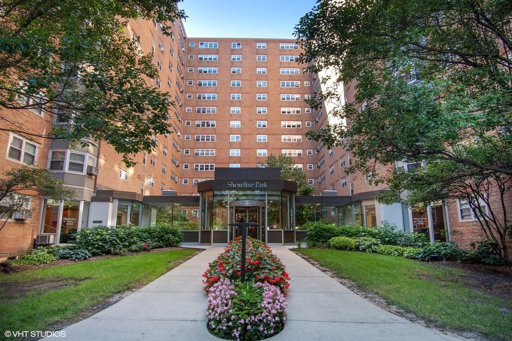 4980 N Marine Drive 1433, Chicago, IL 60640