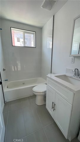 320 35th Street, Los Angeles, CA 90011