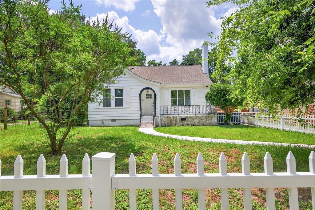 717 E Tennessee Street, Tallahassee, FL 32308