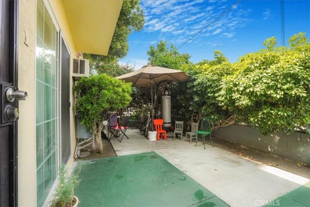 6904 Radford Avenue 1, North Hollywood, CA 91605