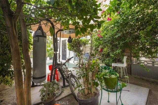 6904 Radford Avenue 1, North Hollywood, CA 91605