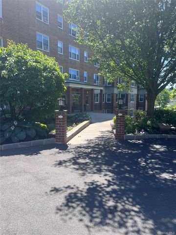 280 Collins Avenue 5J, Mount Vernon, NY 10552
