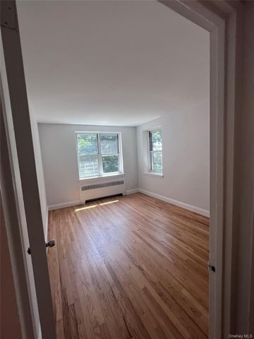 280 Collins Avenue 5J, Mount Vernon, NY 10552
