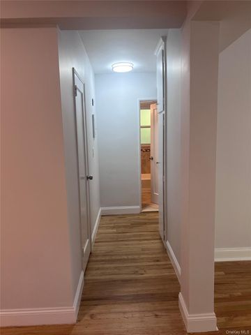 280 Collins Avenue 5J, Mount Vernon, NY 10552