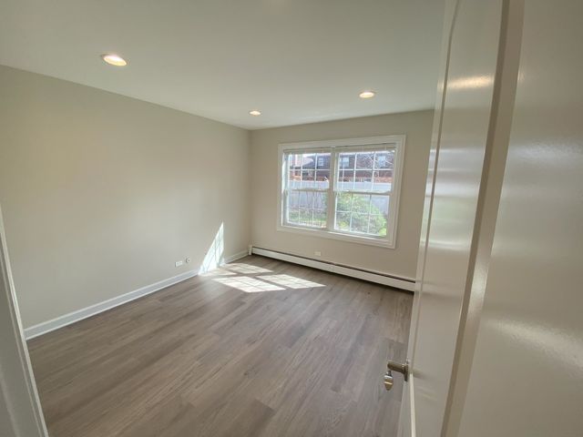 785 Pershing Avenue 3-B, Glen Ellyn, IL 60137