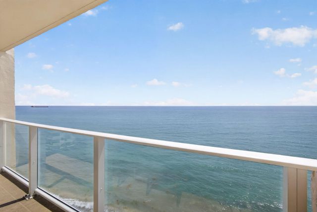 5440 N Ocean Drive 1006, Riviera Beach, FL 33404