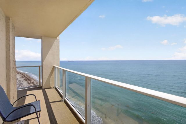 5440 N Ocean Drive 1006, Riviera Beach, FL 33404