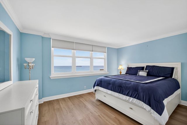 5440 N Ocean Drive 1006, Riviera Beach, FL 33404