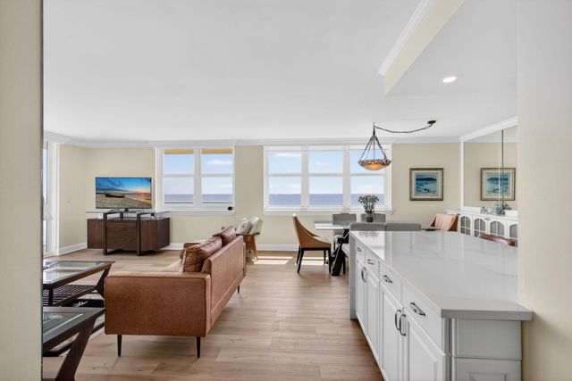 5440 N Ocean Drive 1006, Riviera Beach, FL 33404