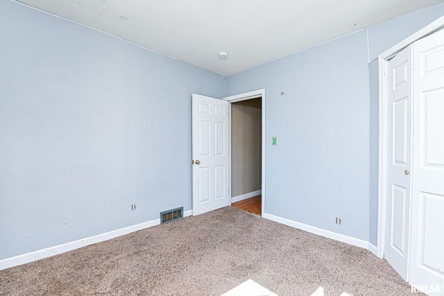 5318 W KATHERINE Avenue, Peoria, IL 61604