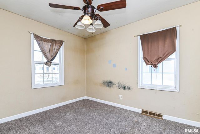 5318 W KATHERINE Avenue, Peoria, IL 61604