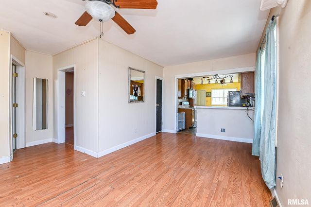 5318 W KATHERINE Avenue, Peoria, IL 61604