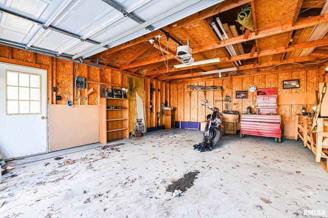 5318 W KATHERINE Avenue, Peoria, IL 61604