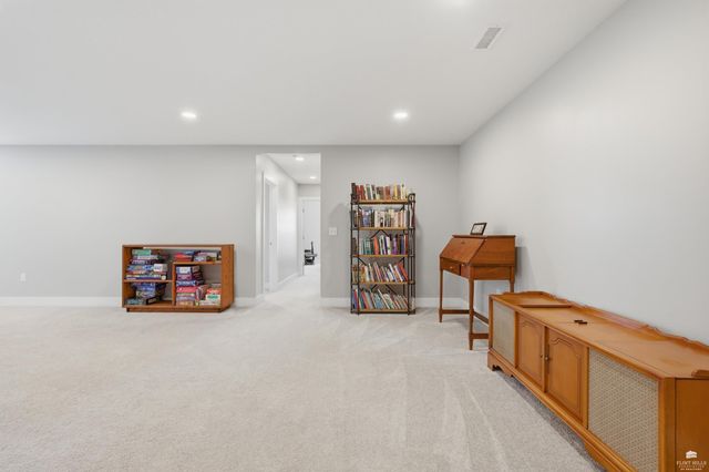 4705 Lichen Lane, Manhattan, KS 66503