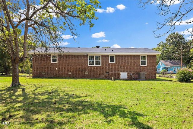 503 Adams Street, Henderson, NC 27536