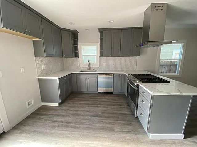 3974 3rd Ave, Sacramento, CA 95817