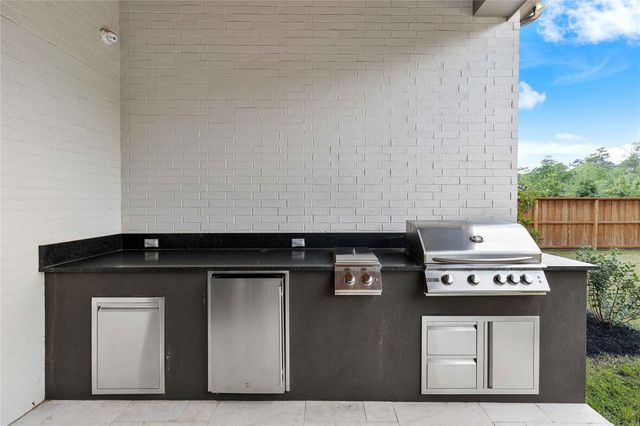 4097 Pleasant Ridge Drive, Spring, TX 77386