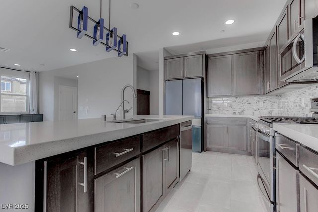 8874 Howell Street, Las Vegas, NV 89166