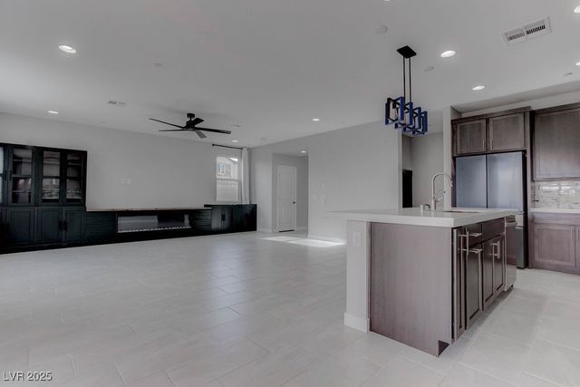 8874 Howell Street, Las Vegas, NV 89166