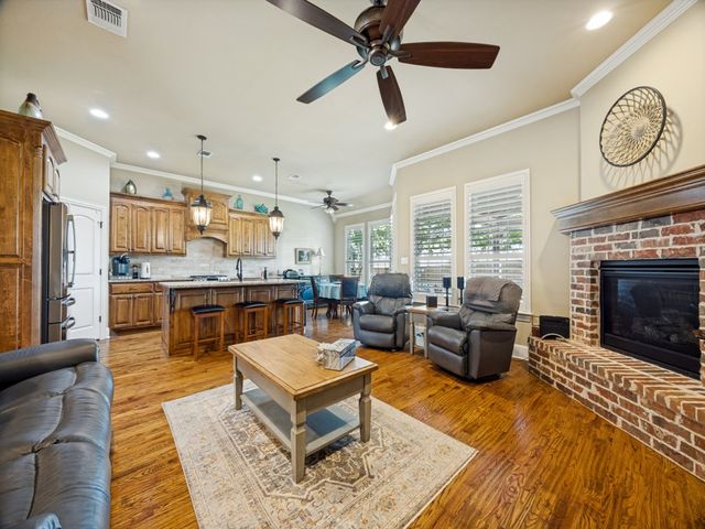 2924 Overland Trail, Sherman, TX 75092