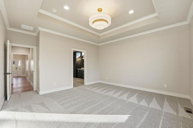 4300 NE Hideaway Drive, Lee's Summit, MO 64064